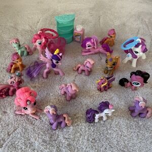 MY LITTLE PONY Blind Bag Figures Mixed Lot of 15 Figurines & 2 Zuru Ponies